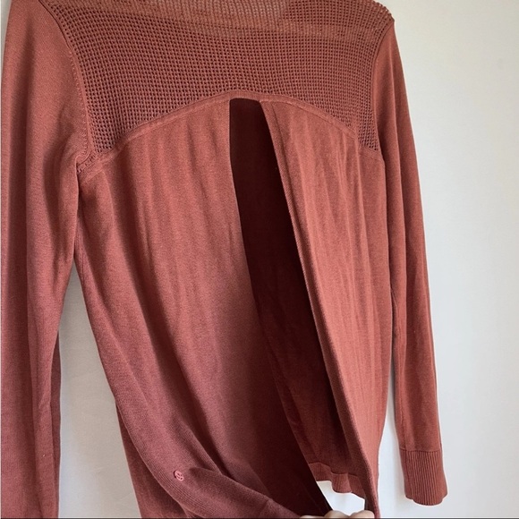 Lululemon Back To Balance Sz 8 LS Sweater Rustic Clay Open Back Cashmere READ - Picture 9 of 10